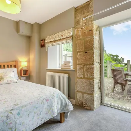 2 Bed In Oc-wa313