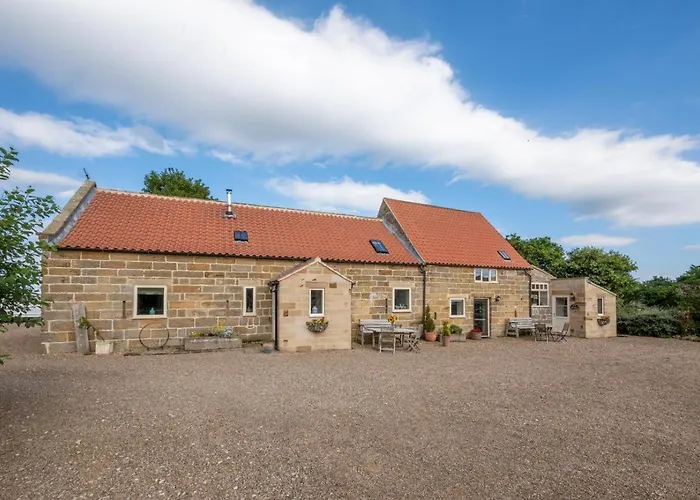 2 Bed In Oc-wa313 Fylingdales